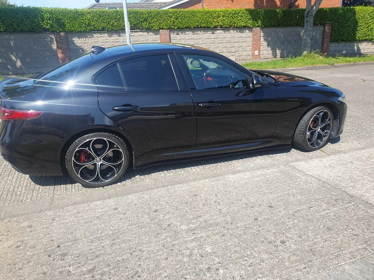 Alfa Romeo Giulia Veloce 280bhp - Image 2