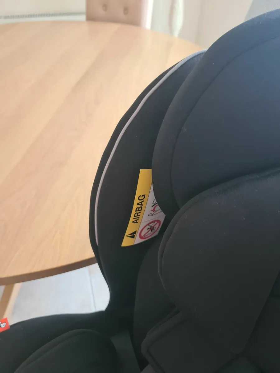 Baby car seat - Image 4
