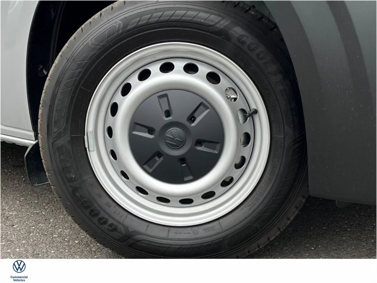 Volkswagen Transporter Trendline Long Wheel Base - Image 2