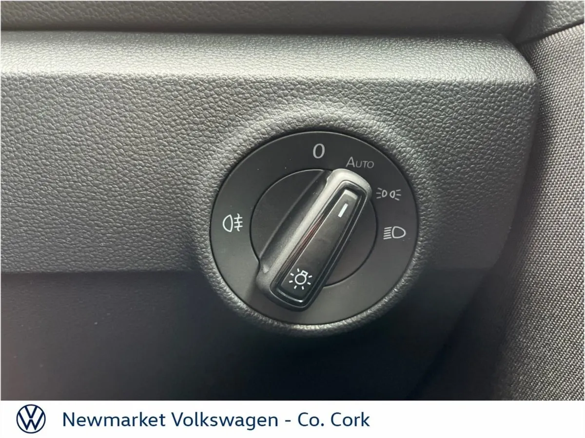 Volkswagen T-Roc Edition 75 2.0tdi 6 Speed 116BHP - Image 4