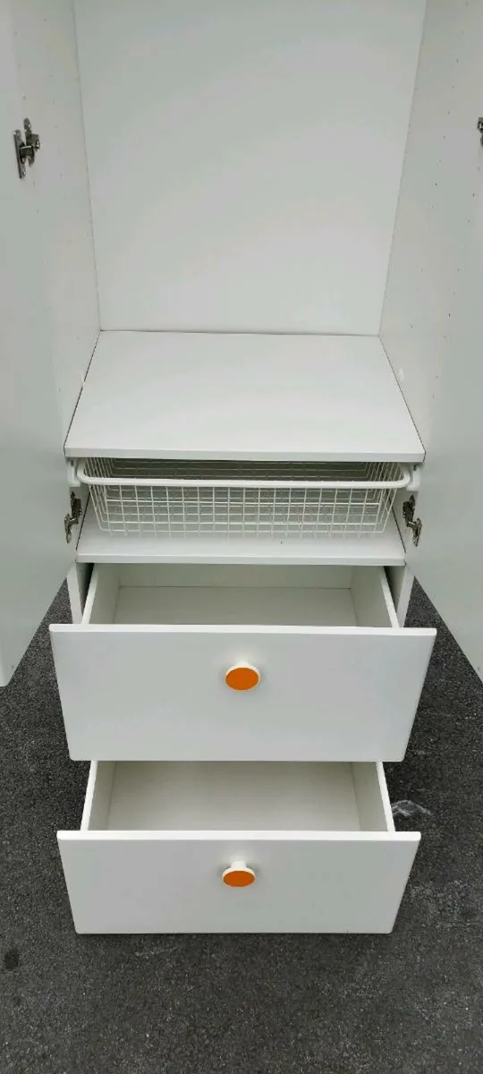 Children's wardrobe - Image 2