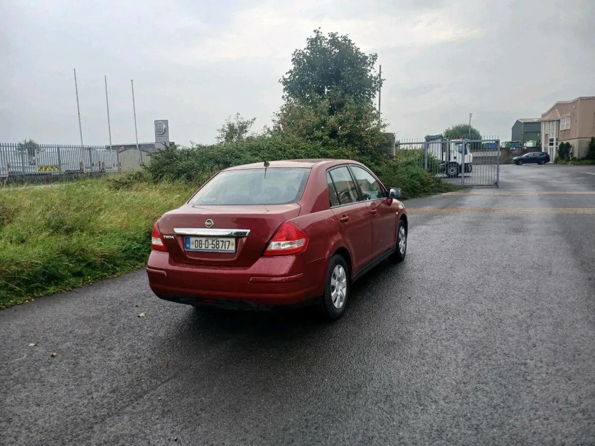 Nissan tida - Image 4