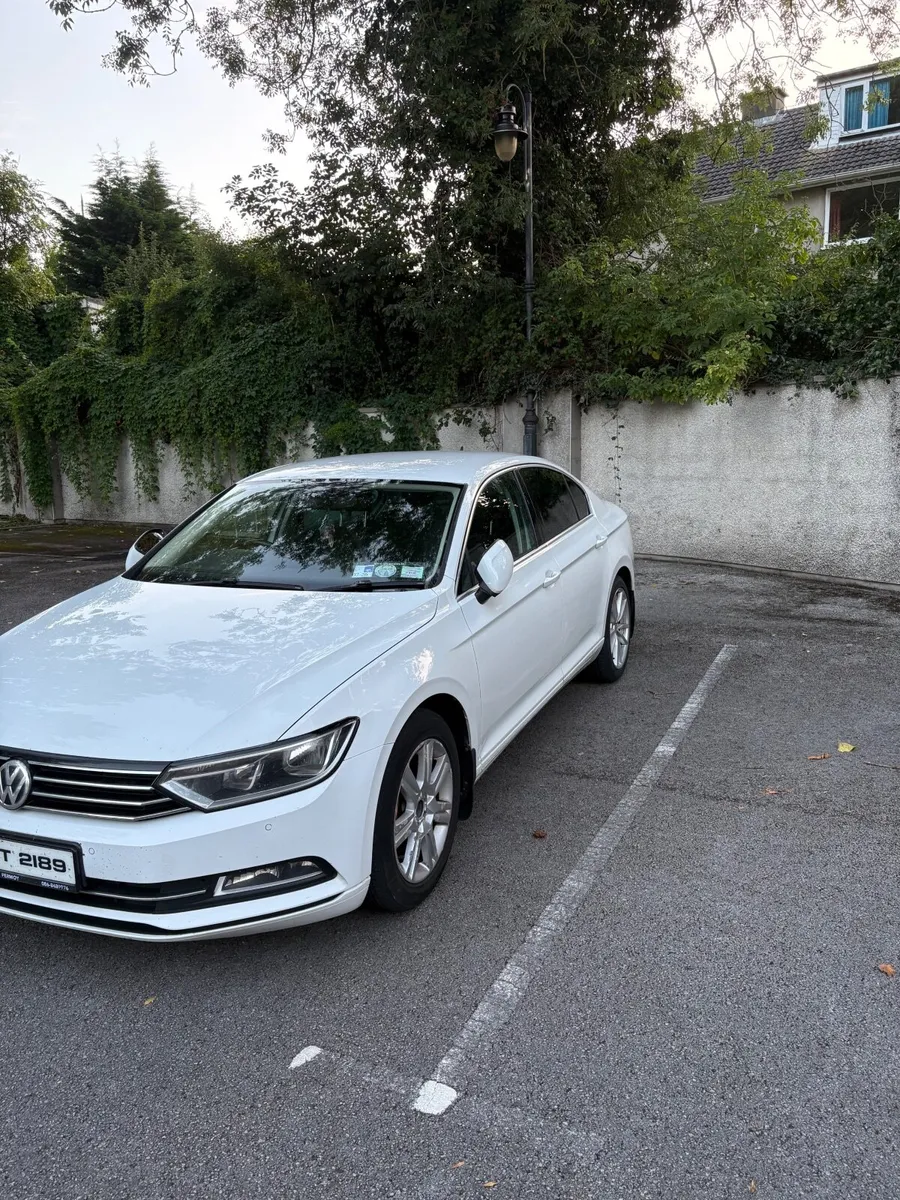 Volkswagen Passat 2015 - Image 4