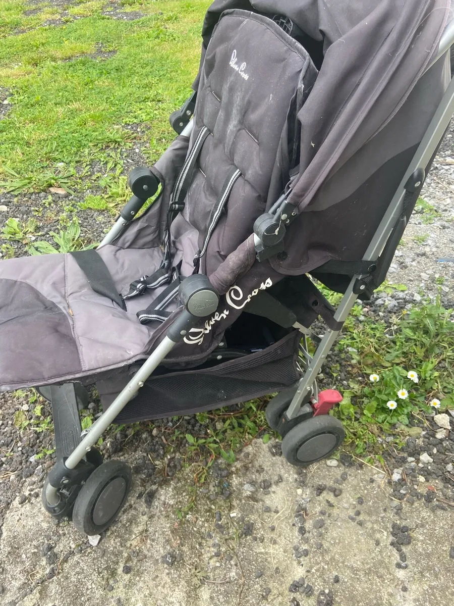 FREE Silver cross stroller