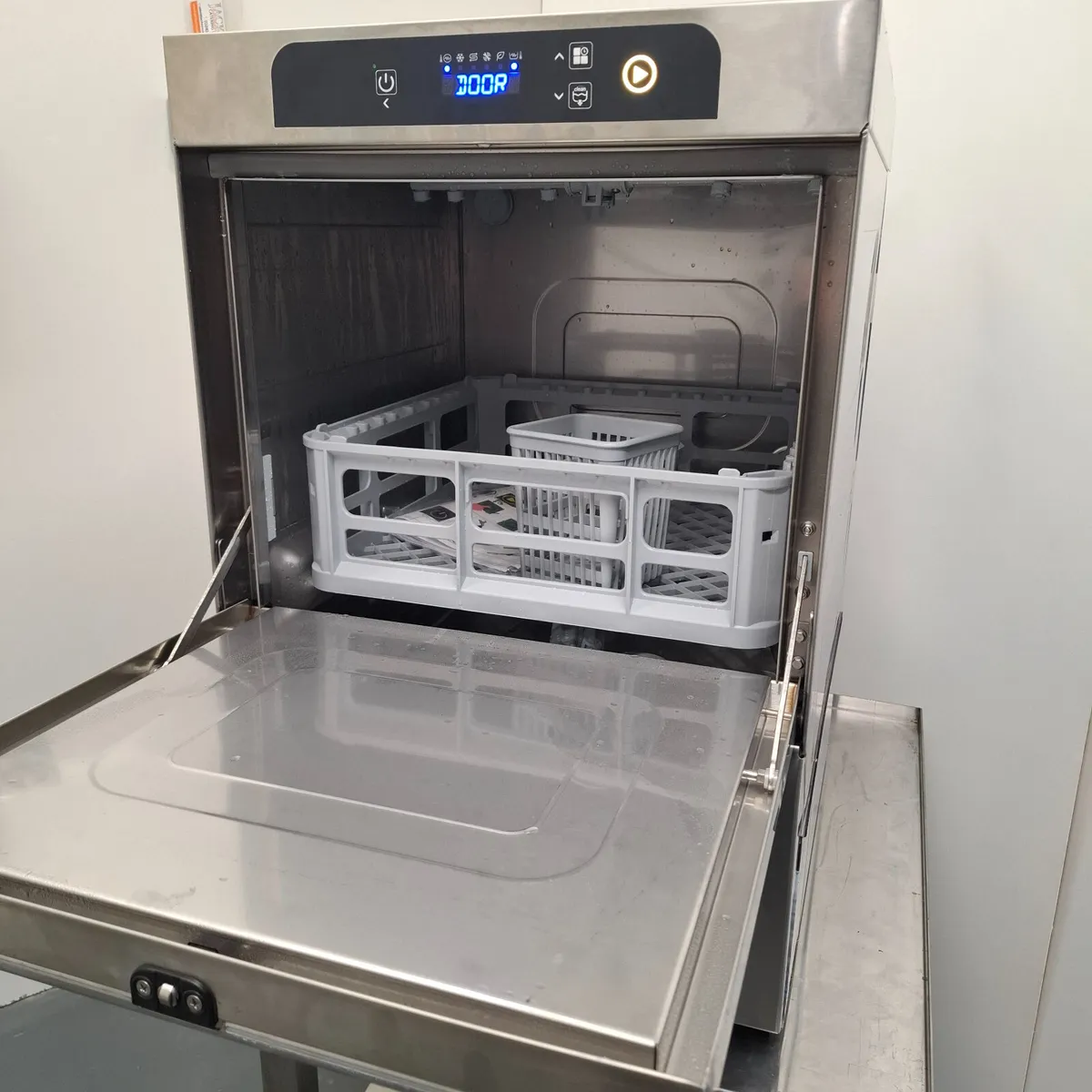 Aristarco SMART 400 Basket Glasswasher - Image 4