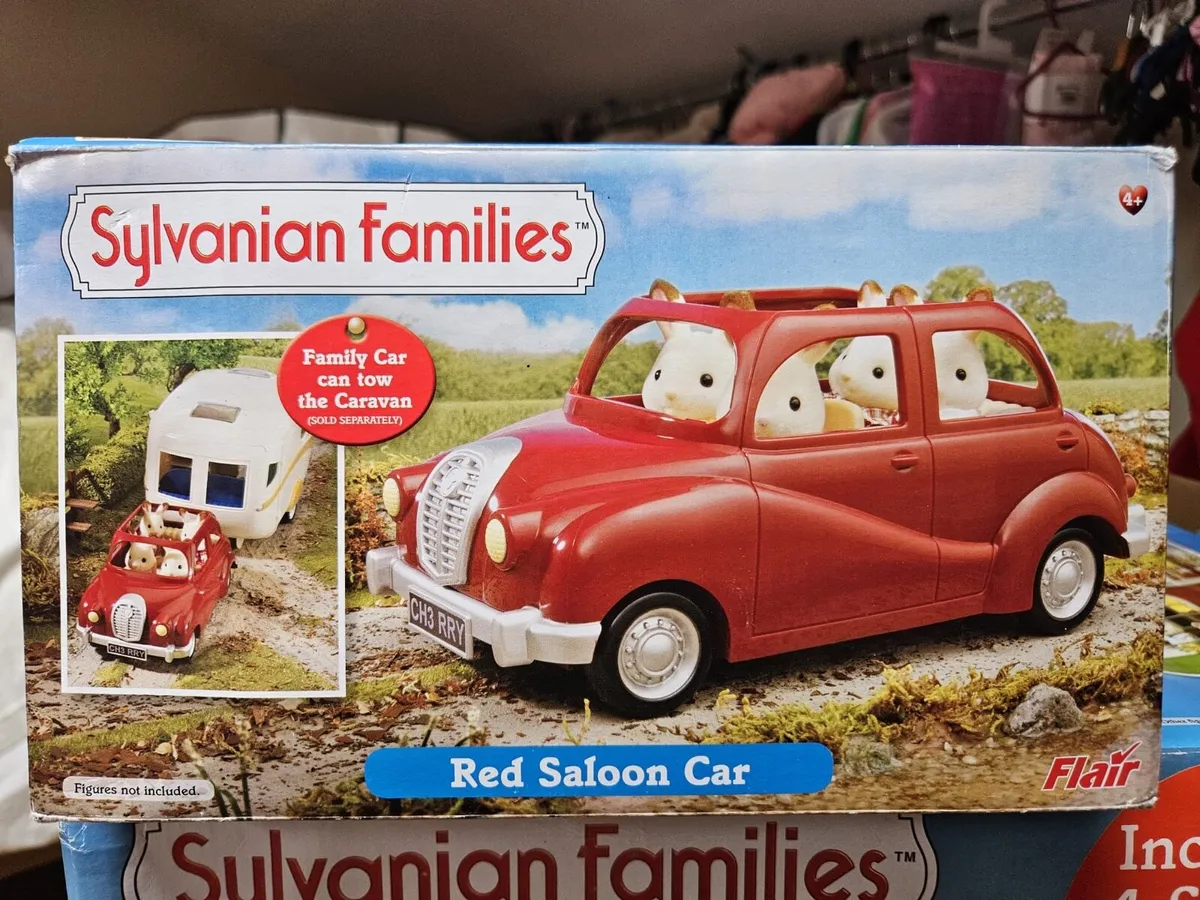 Sylvanian Families Bundle - Regency Hotel - Image 3