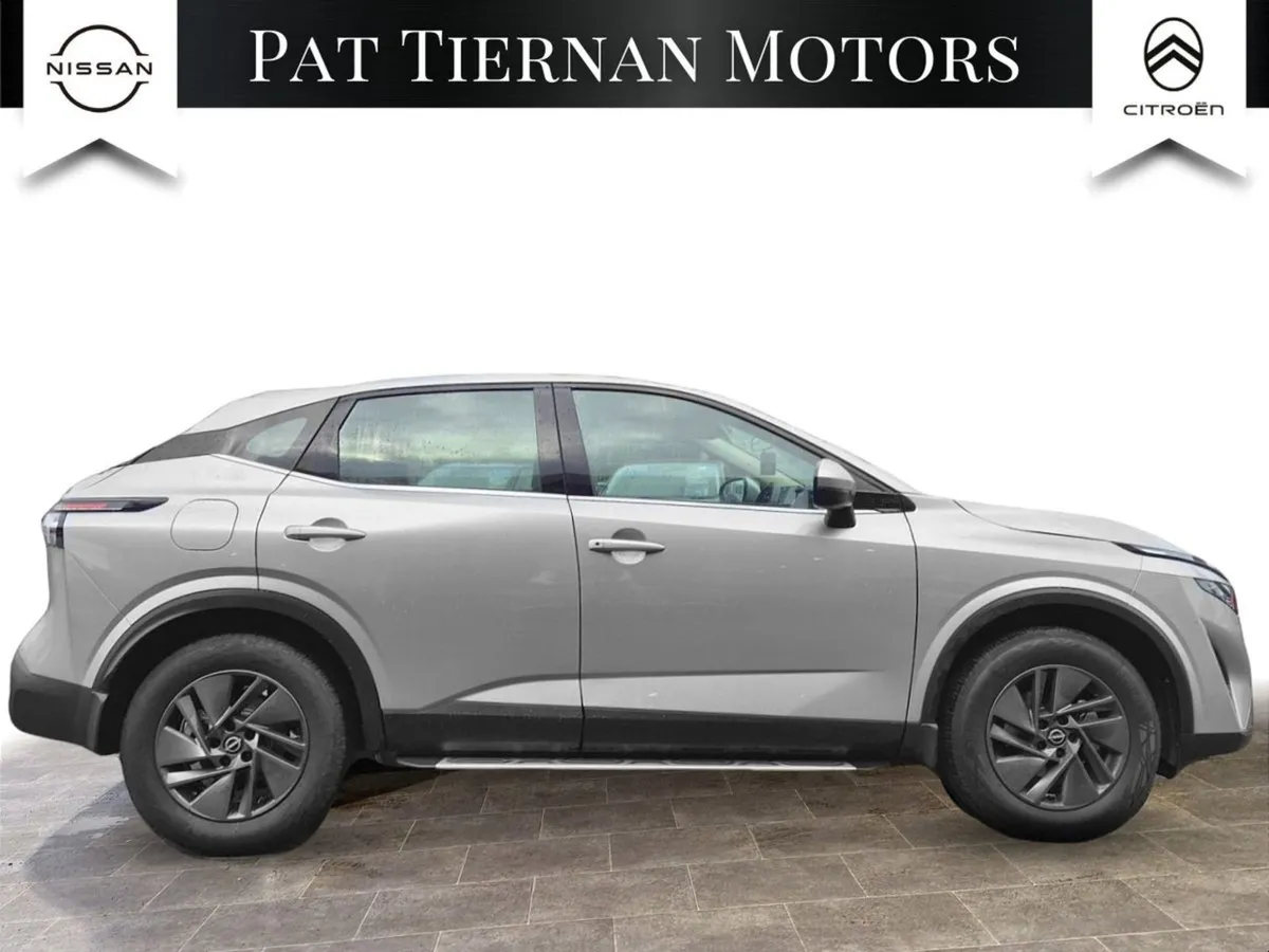 Nissan QASHQAI 1.3 PET Mild Hybrid SV (demo) - Image 3