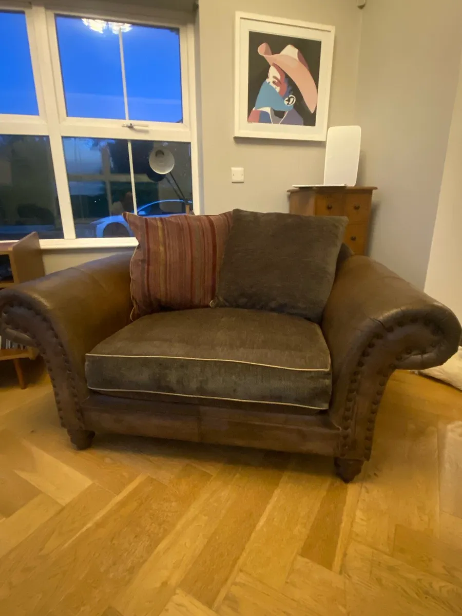 Snuggler chesterfield armchair and 3 seater - Image 4