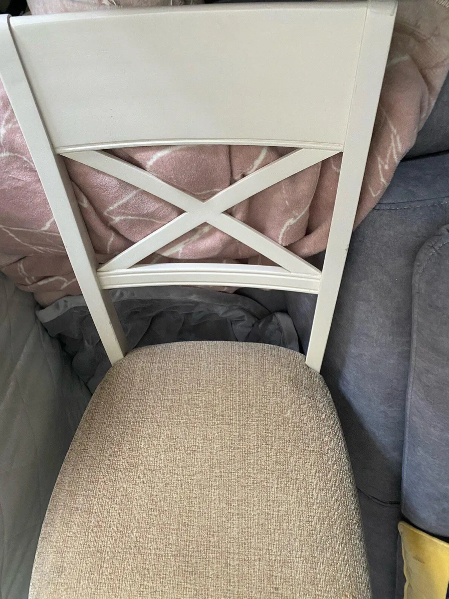 6 chairs - Image 2