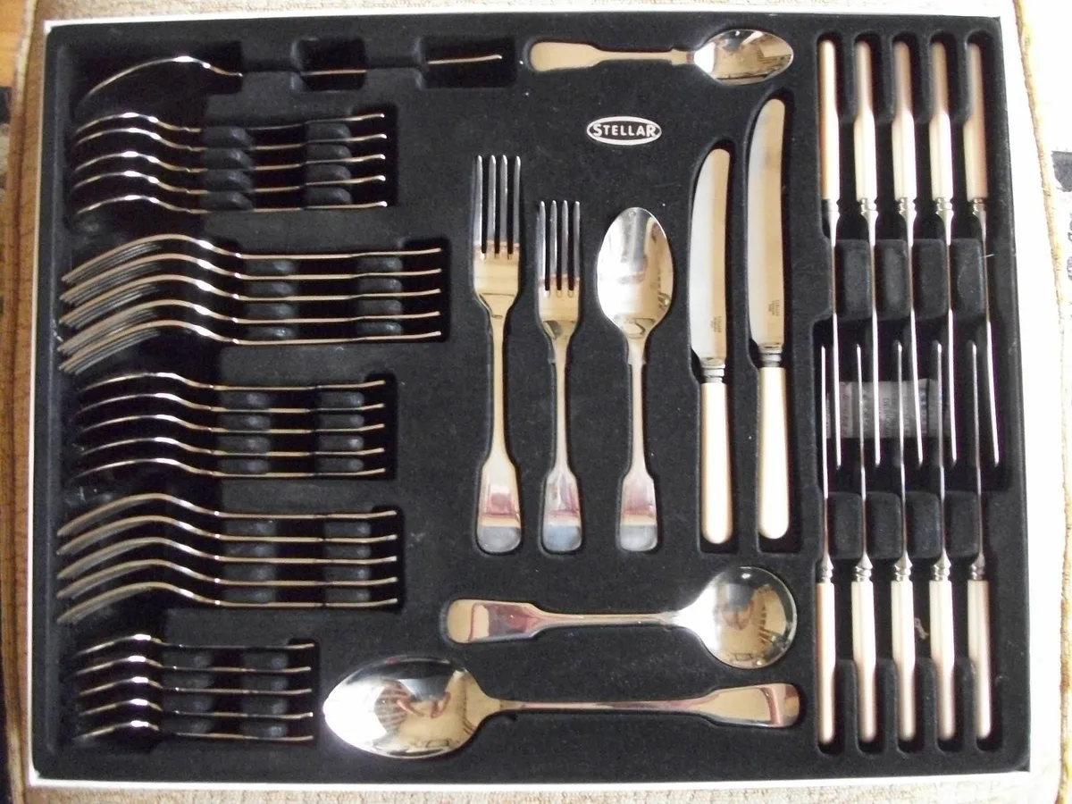 STELLAR  44 piece cutlery set. - Image 1