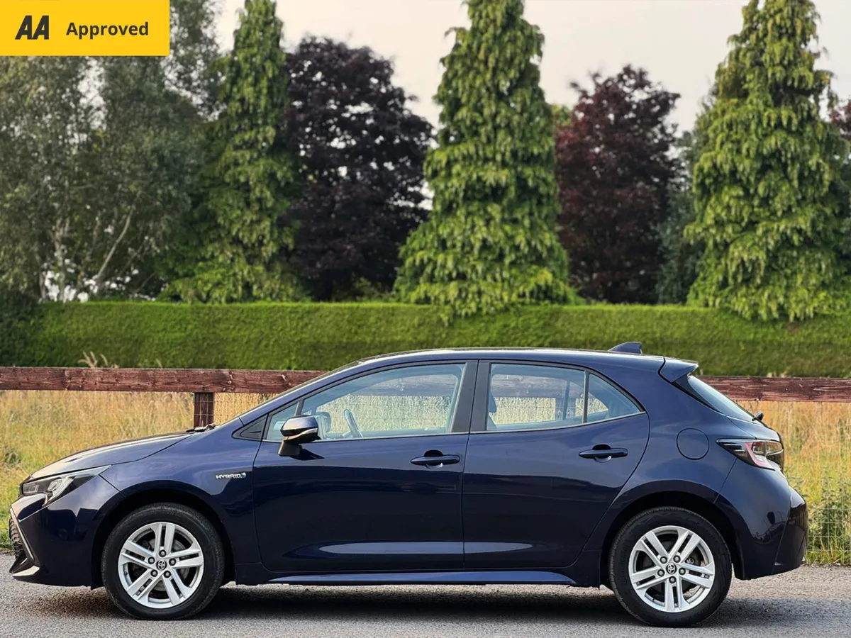 🌟Toyota Corolla 1.8 Hybrid 2021🌟 - Image 2