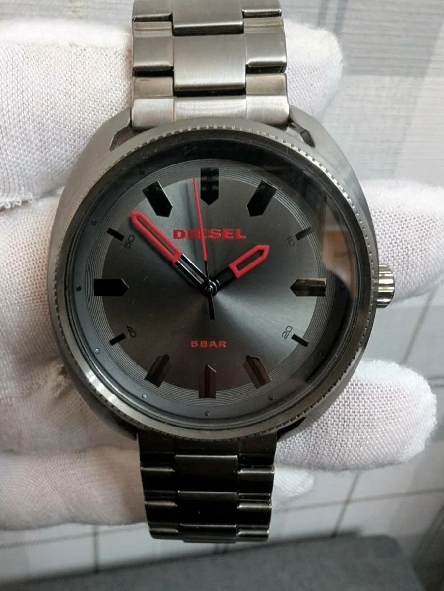 Diesel "The Brave" mens Watch (DZ-1855) - Image 1