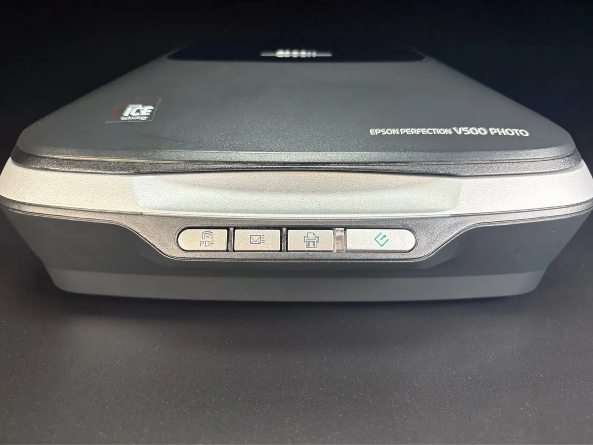 EPSON PERFECTION V500 PHOTO SCANNER - Image 3