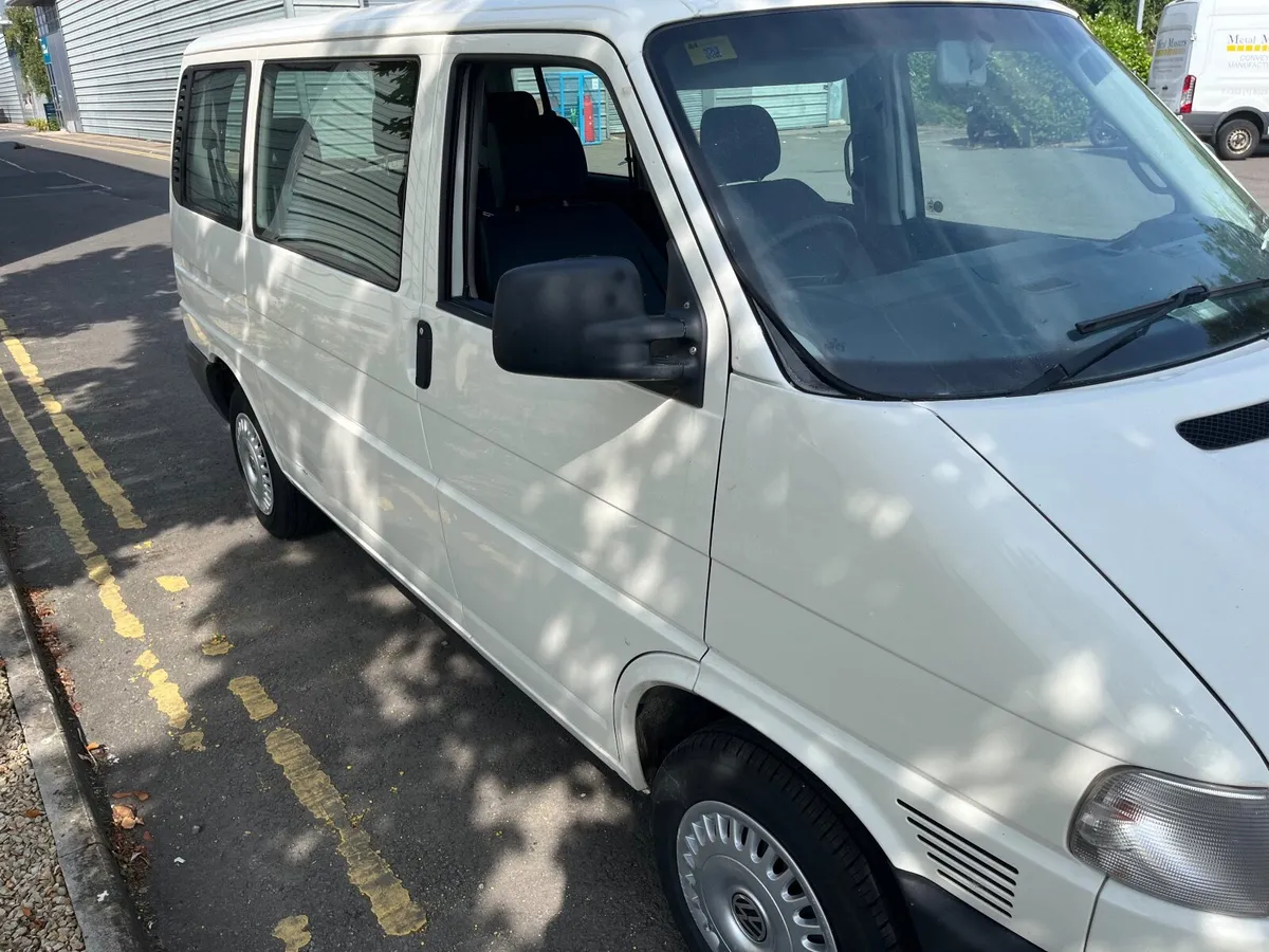 Volkswagen T4 Caravelle - Image 2