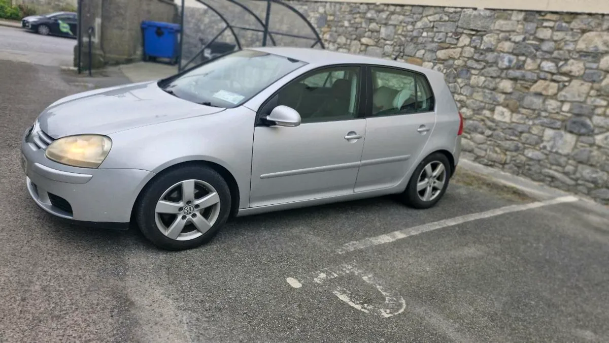 VW Golf 1.4 - Image 1