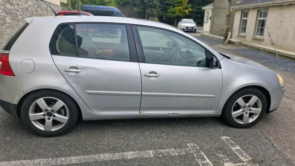 VW Golf 1.4 - Image 2