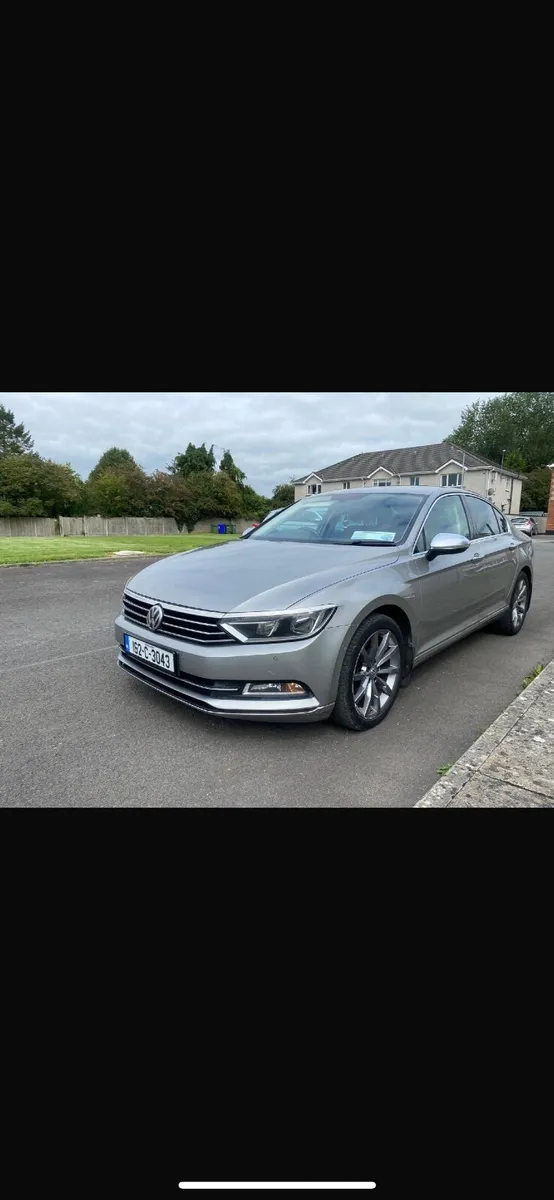 Volkswagen Passat 2016 - Image 2