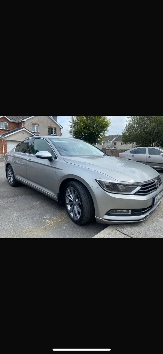Volkswagen Passat 2016 - Image 4