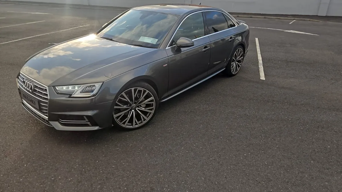 2018 S-Line Audi A4 (CAR IS NOT DAMAGED) - Image 3