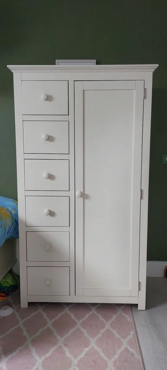 Single wooden bed with wardrobe and drawers - Image 1