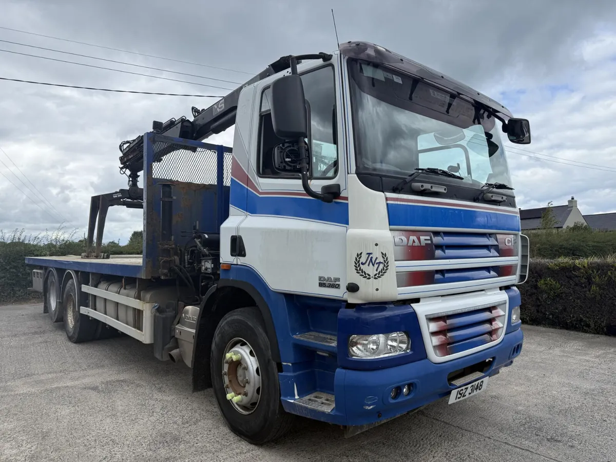 DAF 85CF 360 Crane & Block Grab **Online Auction** - Image 1