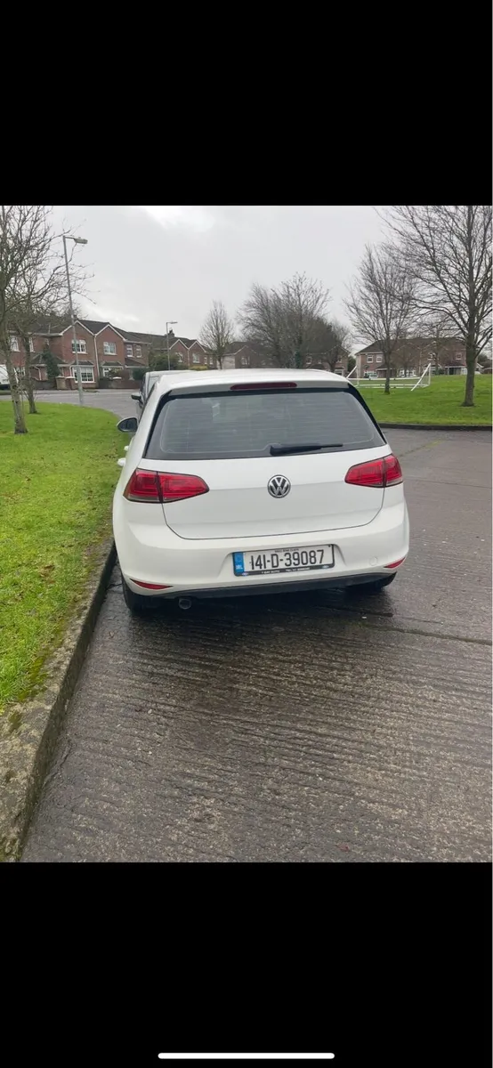 Volkswagen Golf - Automatic - Image 2