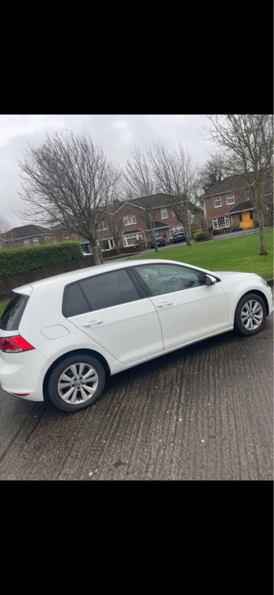 Volkswagen Golf - Automatic - Image 3