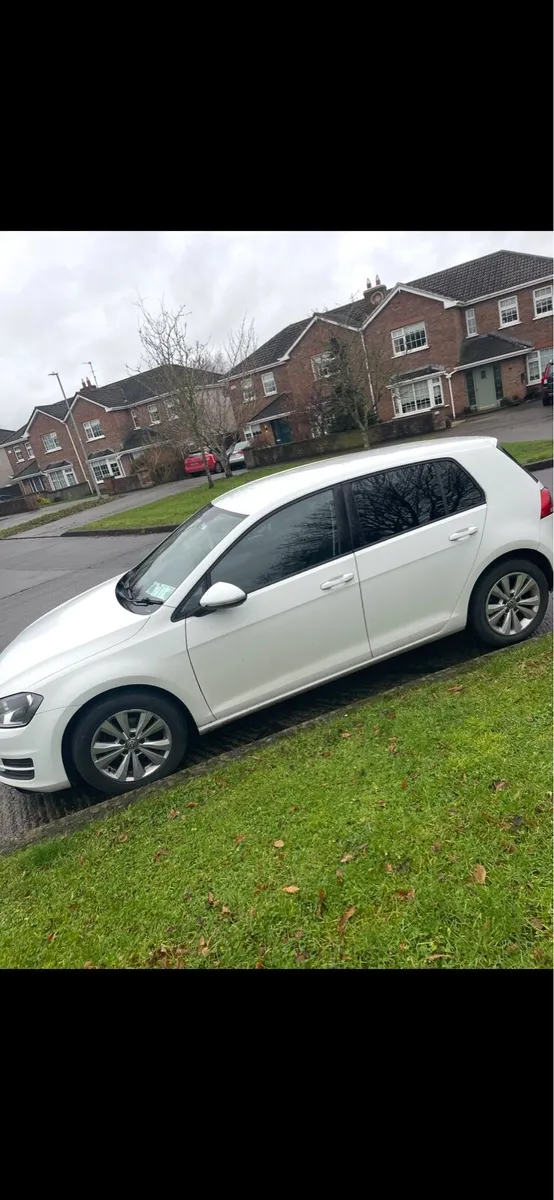 Volkswagen Golf - Automatic - Image 4