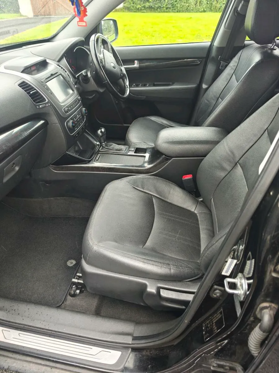 Kia Sorento - Image 3