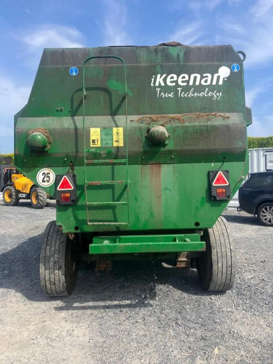 Keenan Twin Axle Diet Feeder **Online Auction** - Image 4