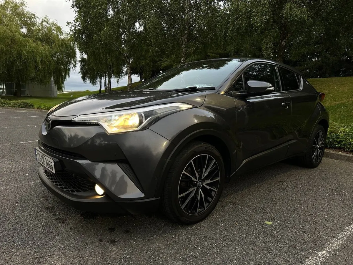 Toyota C-HR 2017 - Image 4