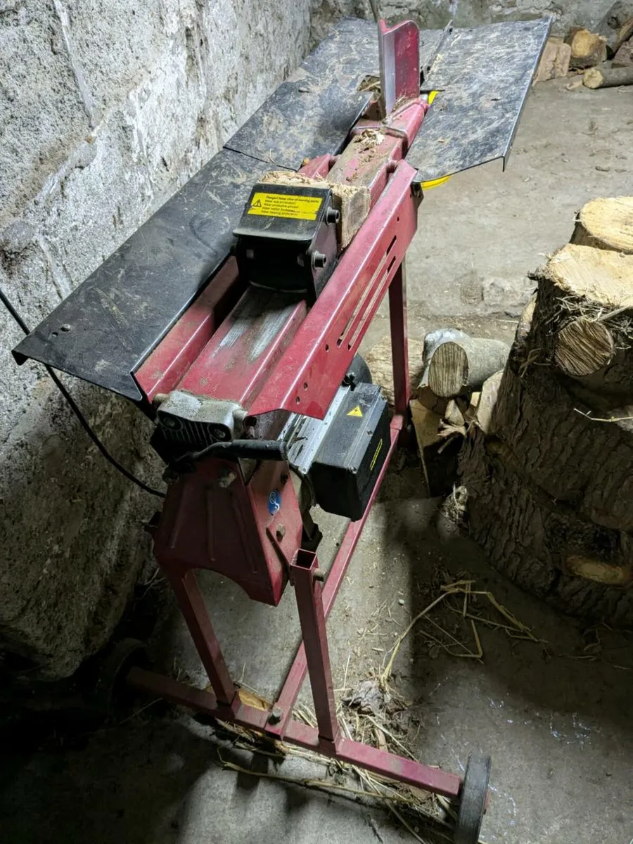 7 ton log splitter - Image 3