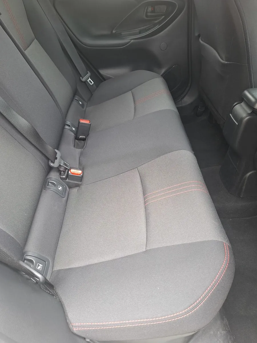 Toyota Yaris 2022 - Image 3