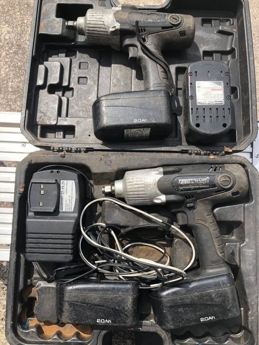 Cordless impact driver - Image 1