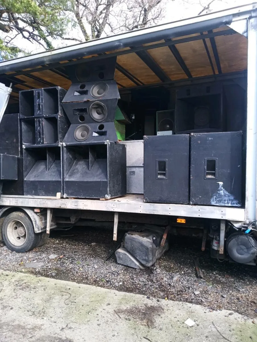 Retro Sound System - Image 1