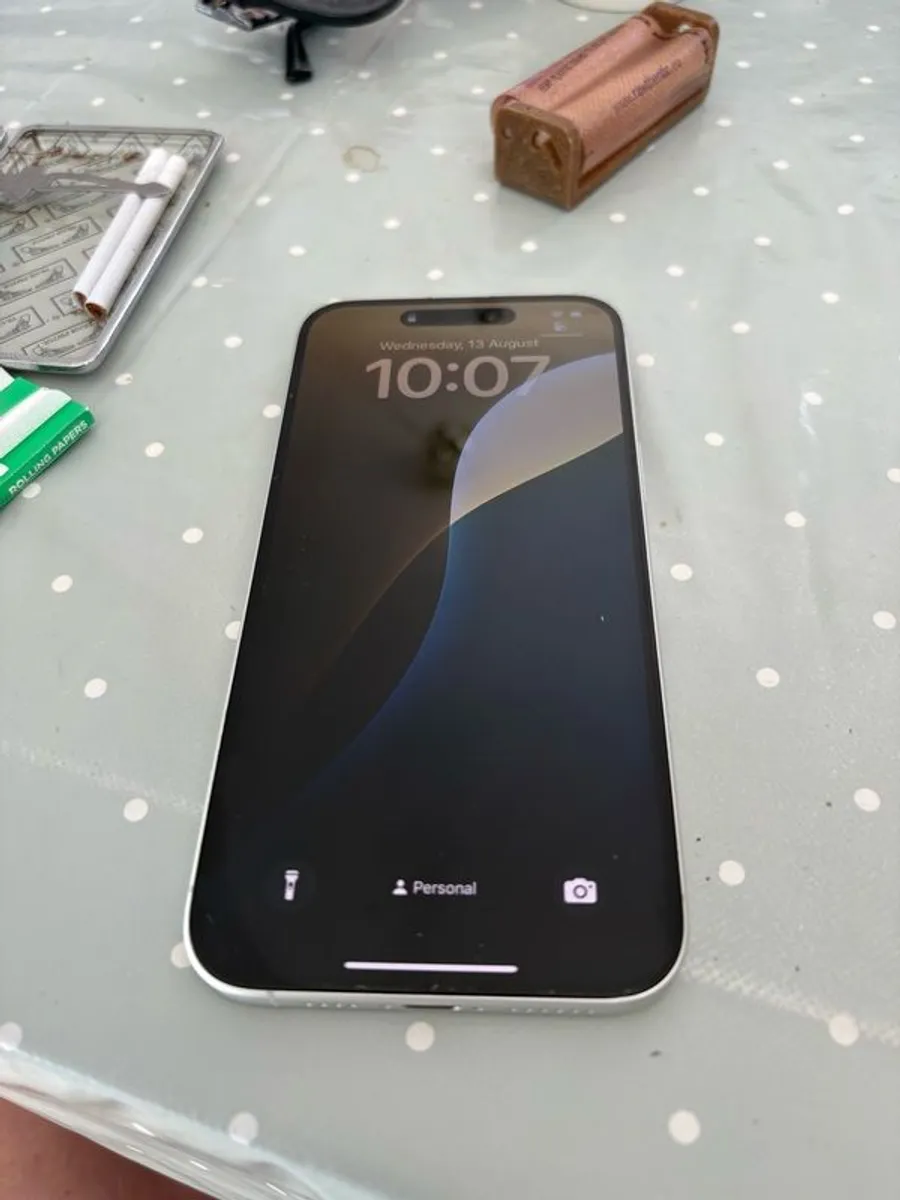 iphone 16 plus - Image 1
