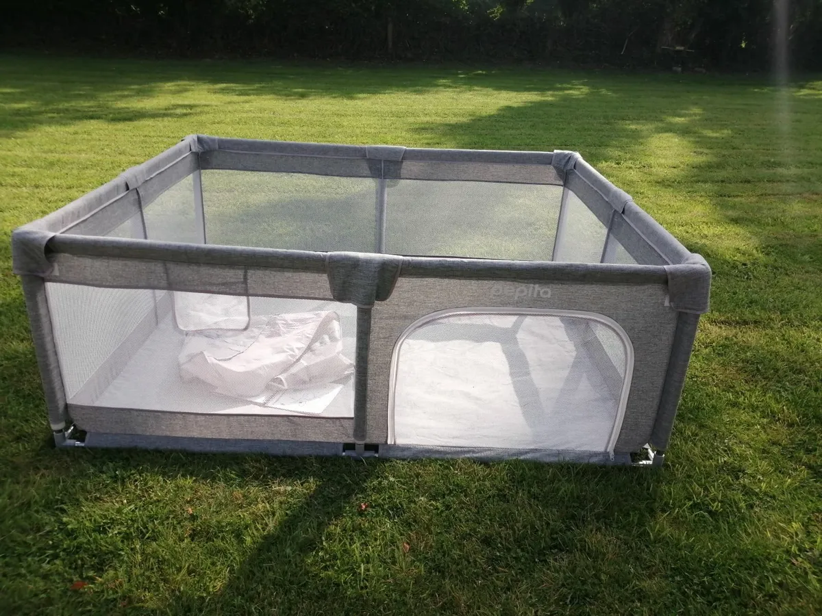 Kids playpen - Image 1