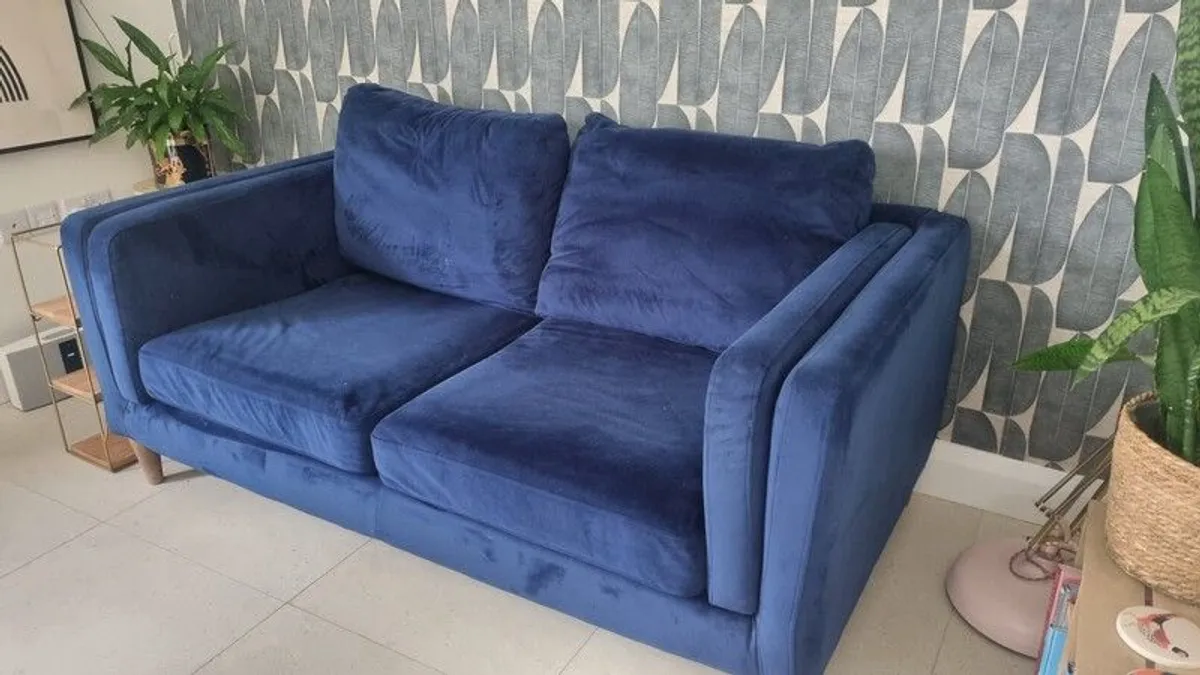 sofa - Image 2