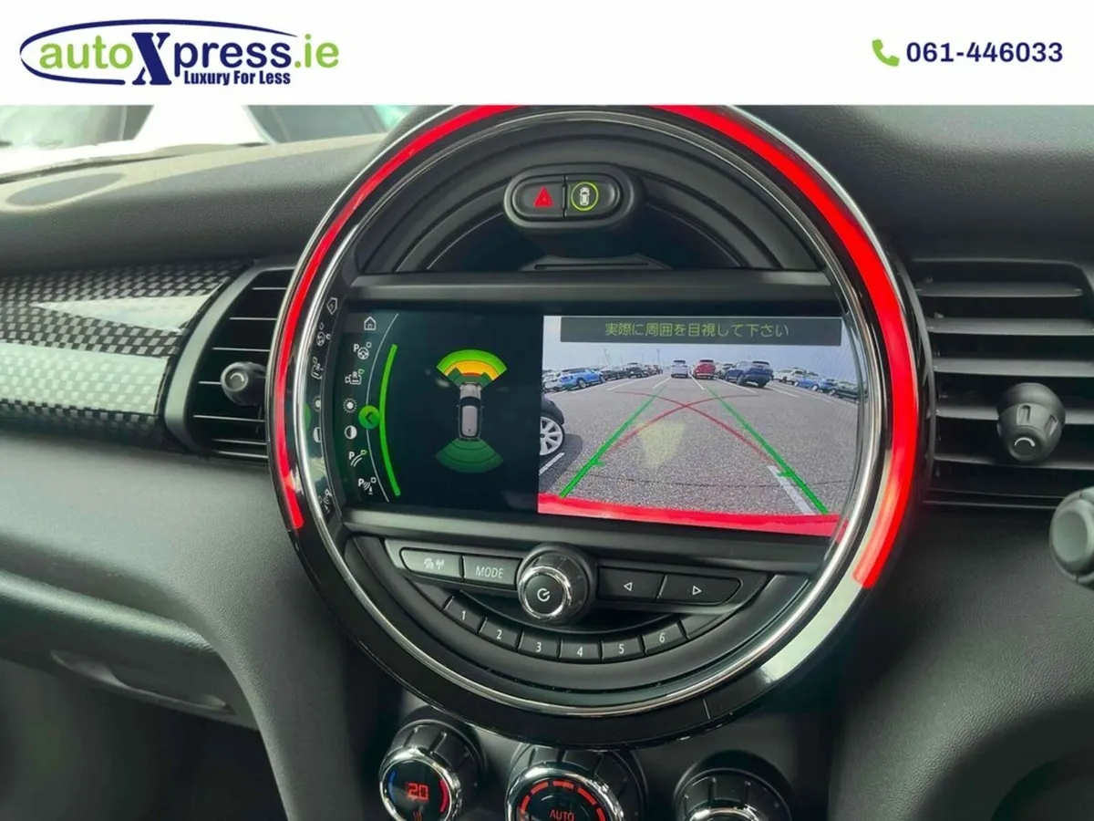 Mini Cooper D 2.0 Automatic, Reversing camera - Image 4
