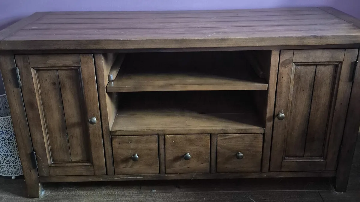 Tv Unit - Image 1