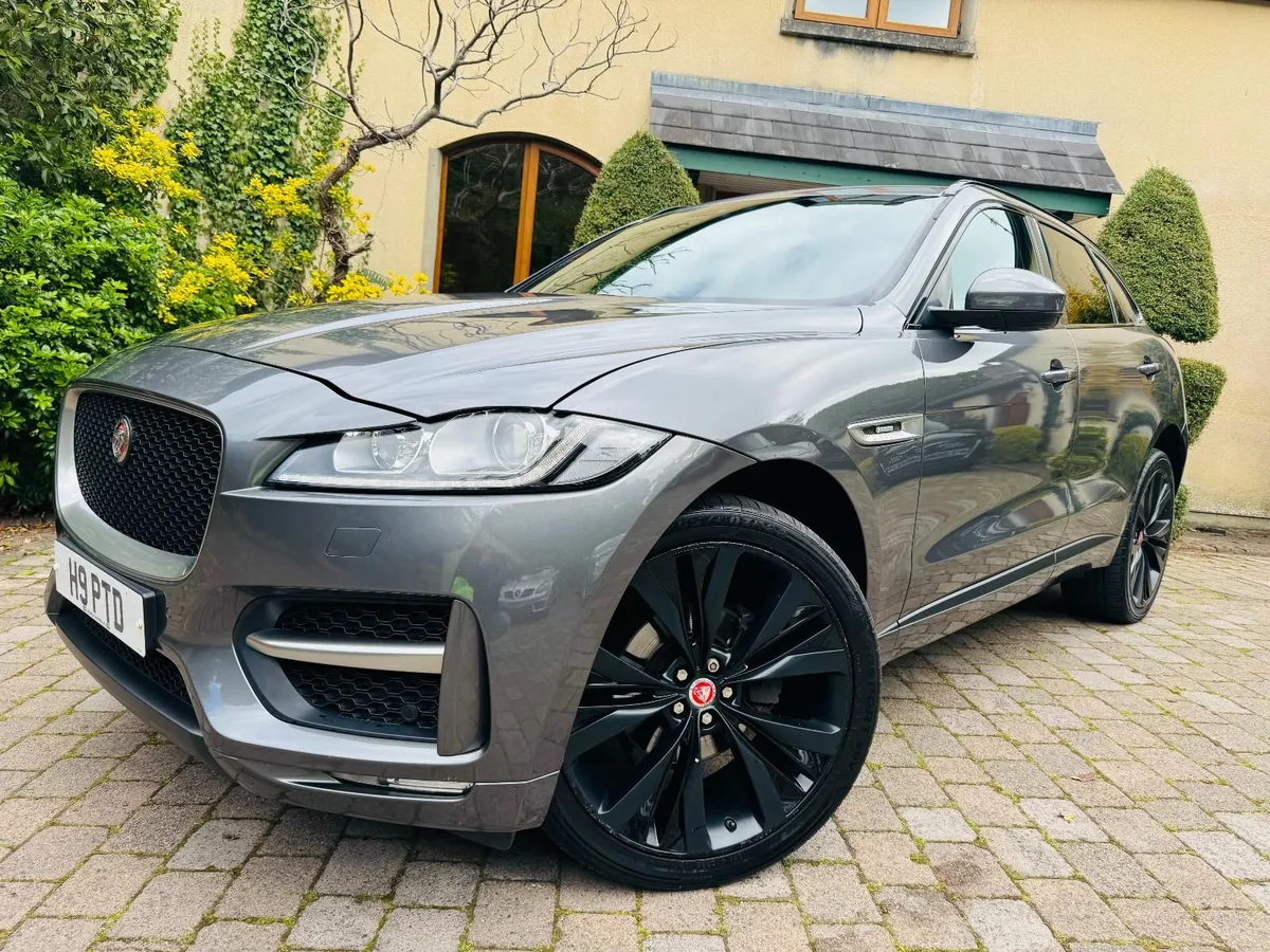 2017 Jaquar F Pace R Sport Auto  MEGA SPEC NI JEEP - Image 1