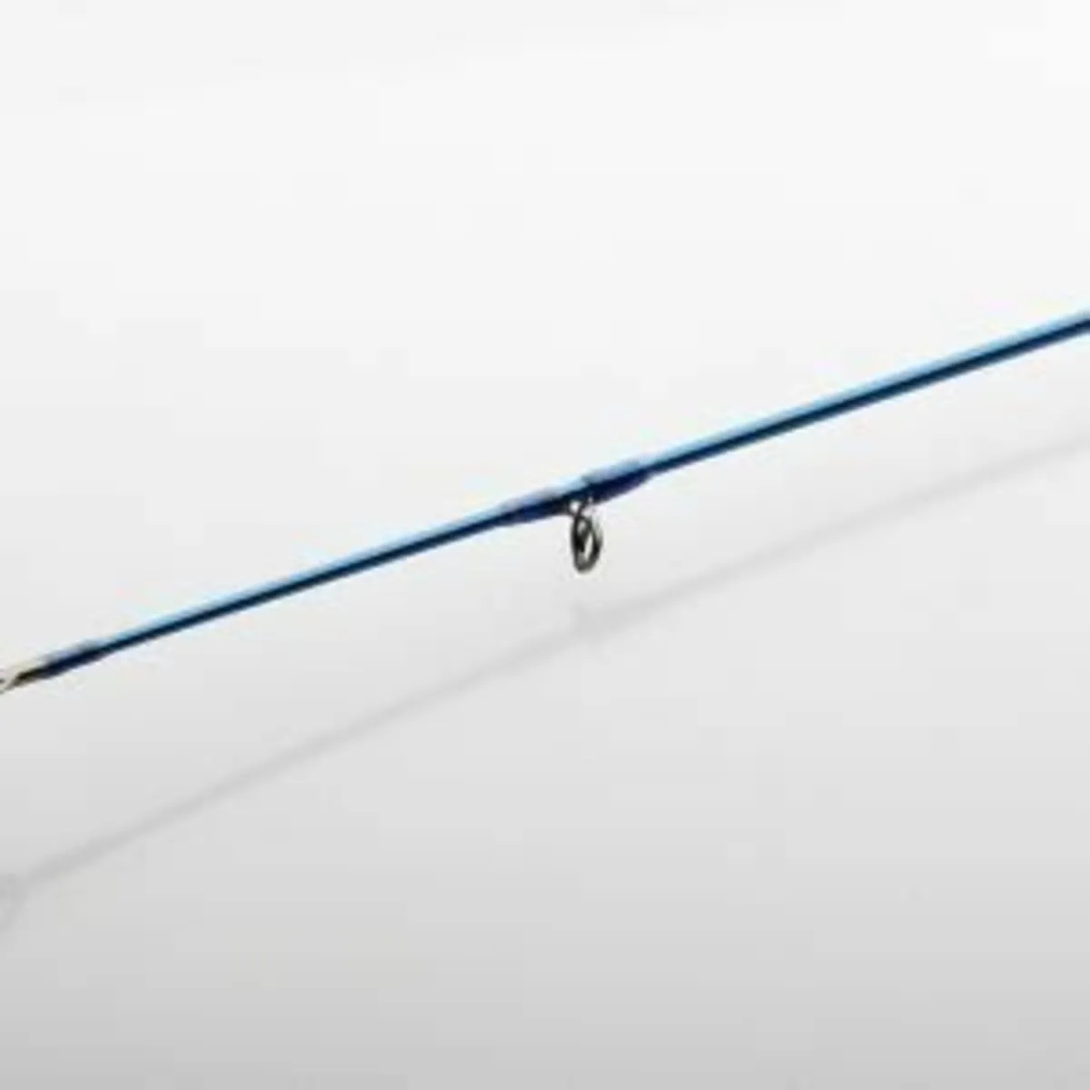 Savage Gear SGS2 Offshore Sea Bass Spining Rod 7ft - Image 4