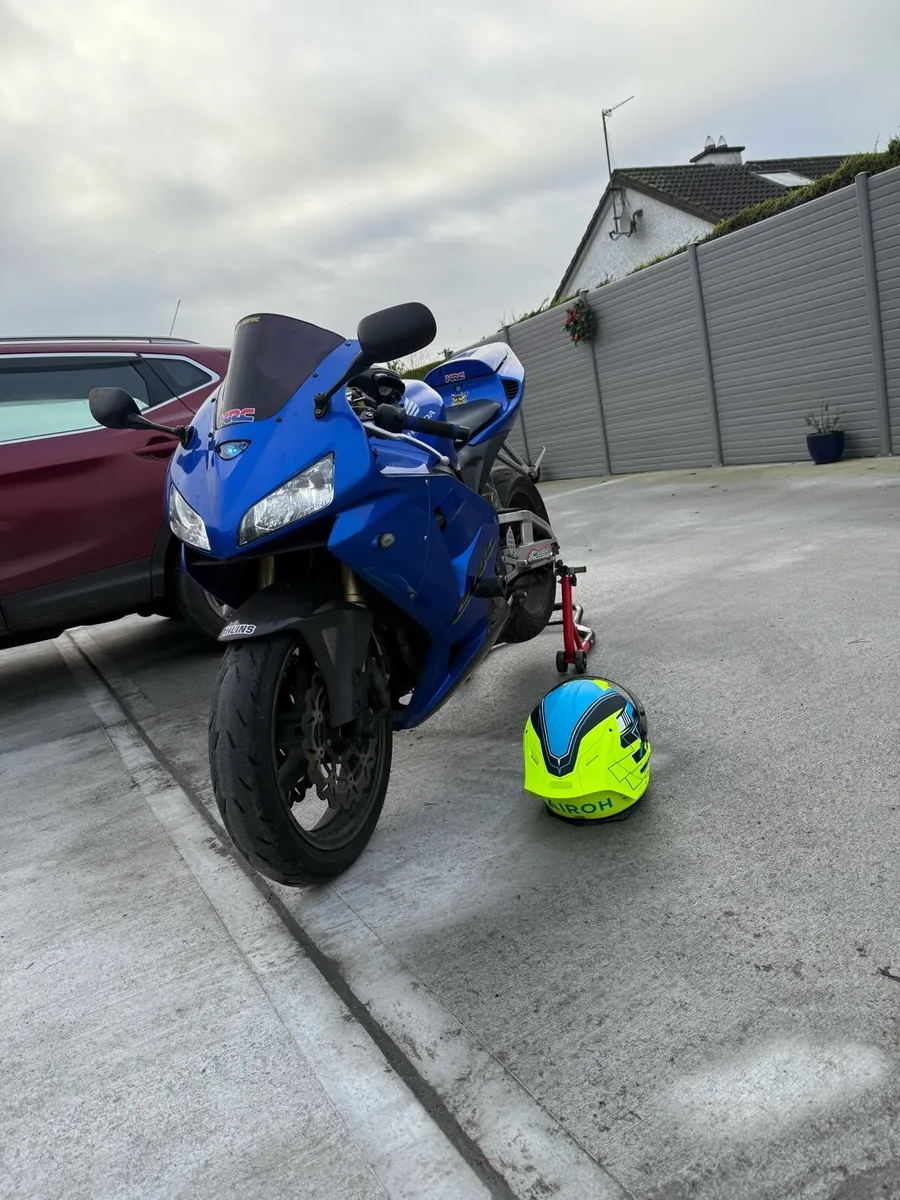 Cbr 600rr - Image 4