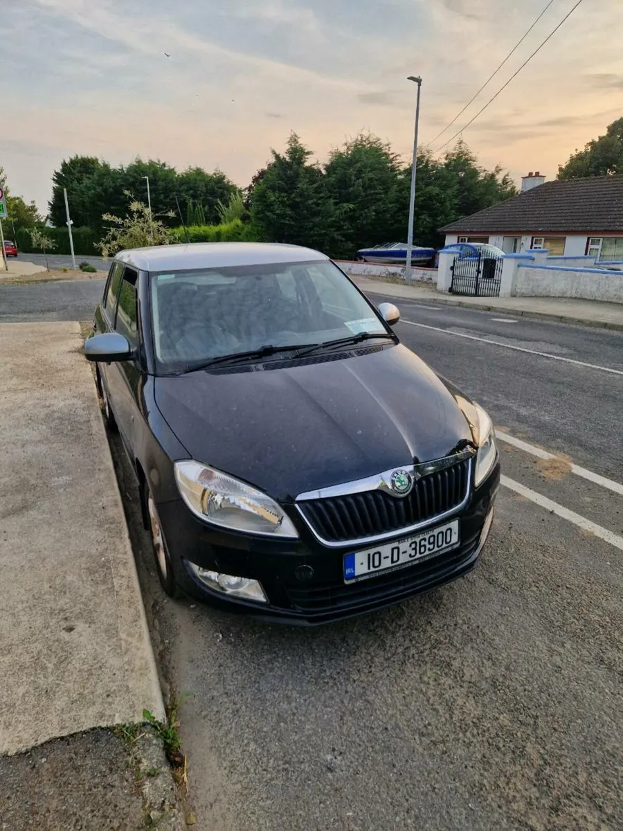Car - Image 2