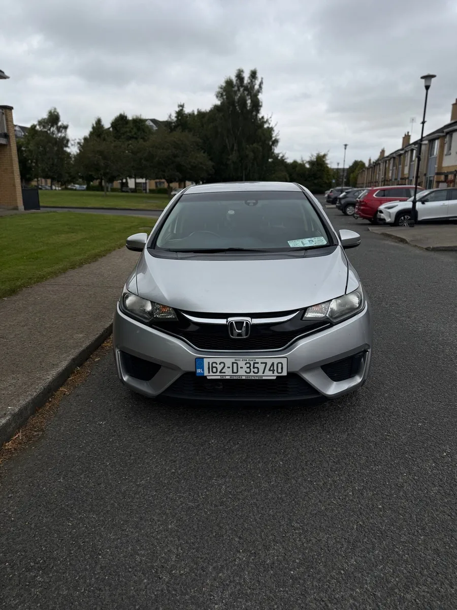 Honda fit 2016 - Image 2