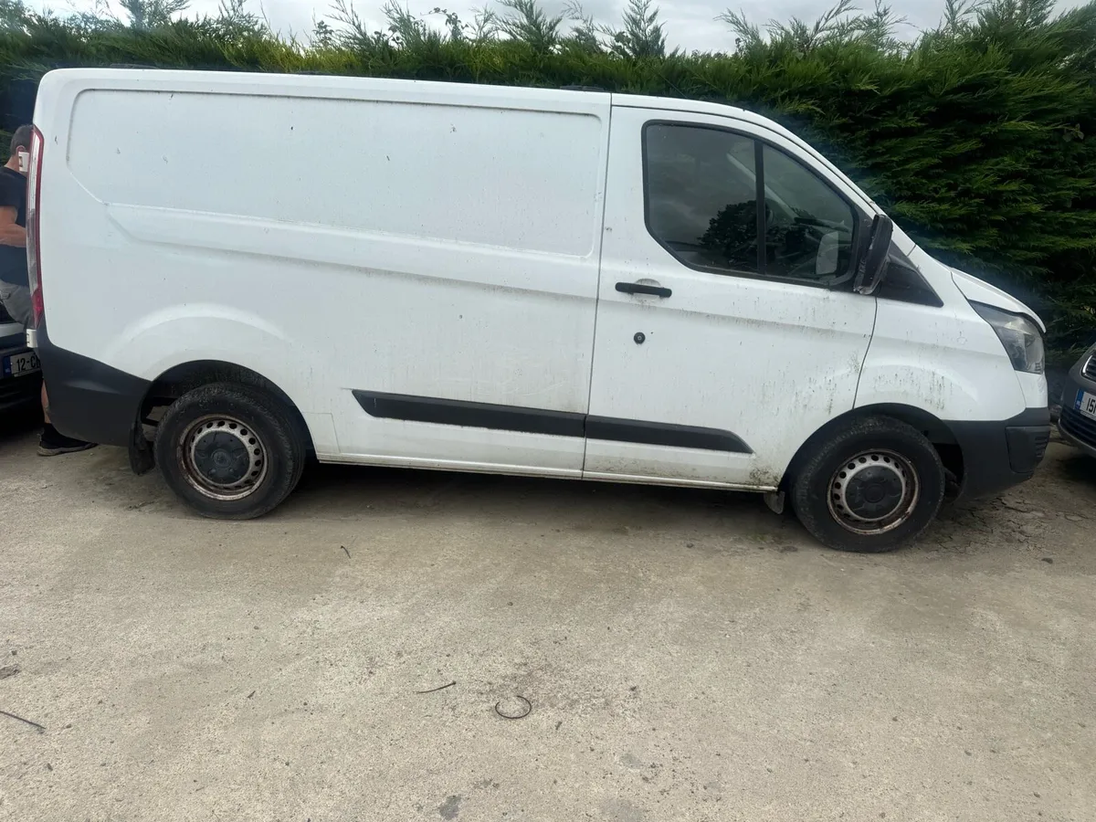 Ford Transit Custom - Image 2