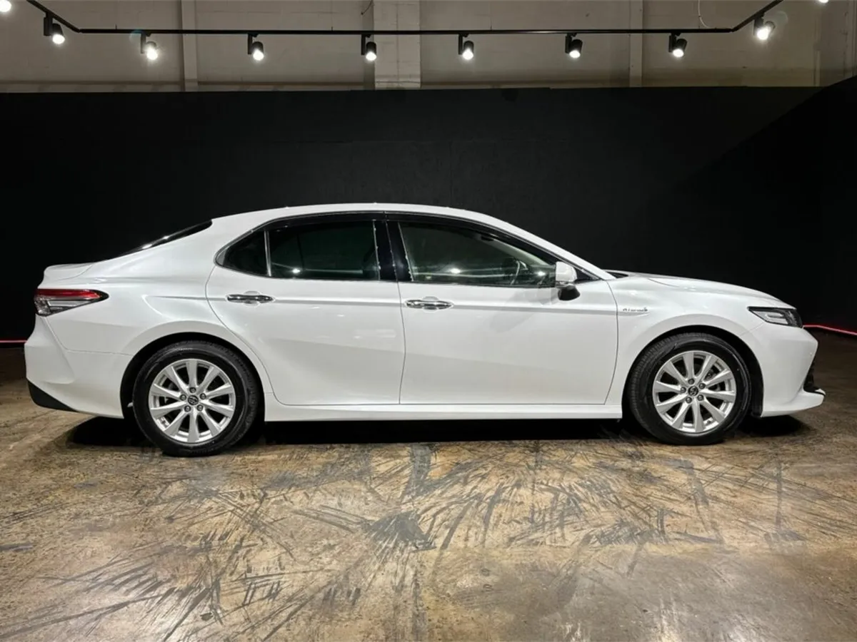 Toyota Camry 2.5 HYBRID WS MODEL - AUTO - CRUISE C - Image 3