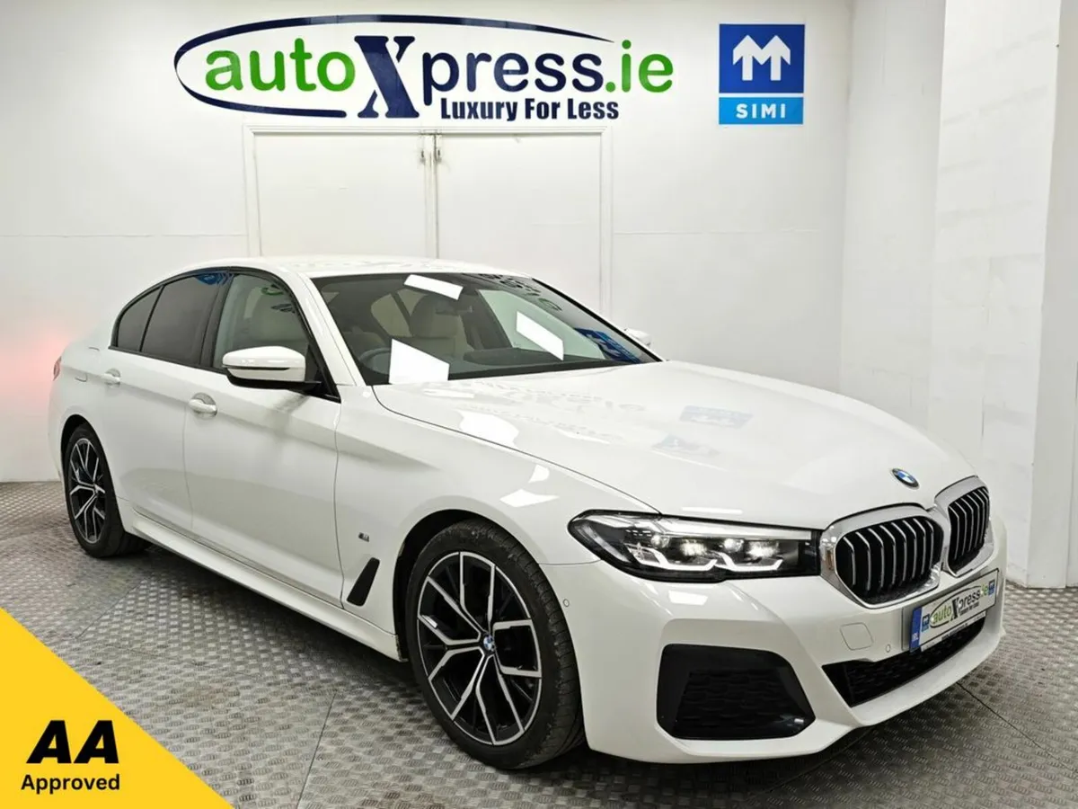 BMW 5-Series 520D M SPORT Automatic, Reversing cam - Image 1