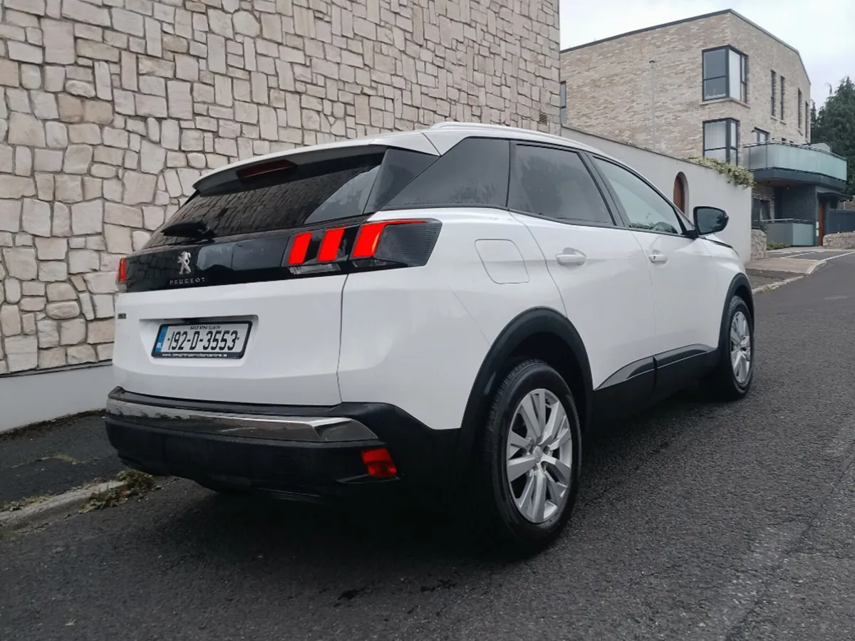 Peugeot 3008 Active 1.5 Blue HDI 130 6.2 4D - Image 3
