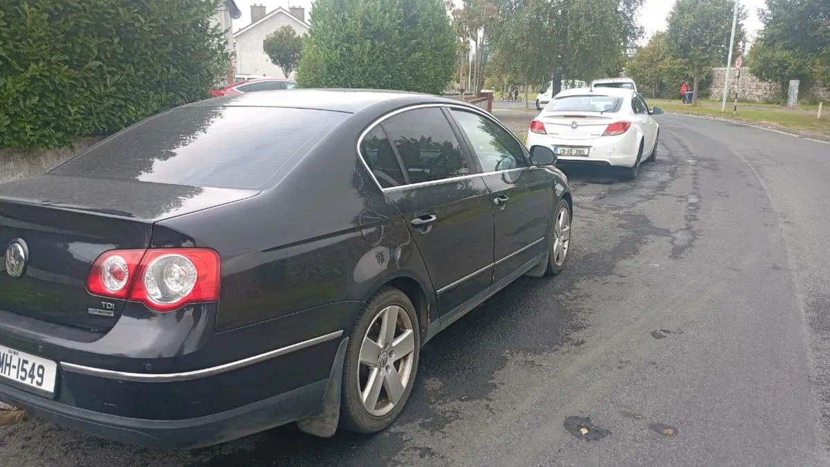 2010 Volkswagen Passat 1.6 diesel cheap tax - Image 4
